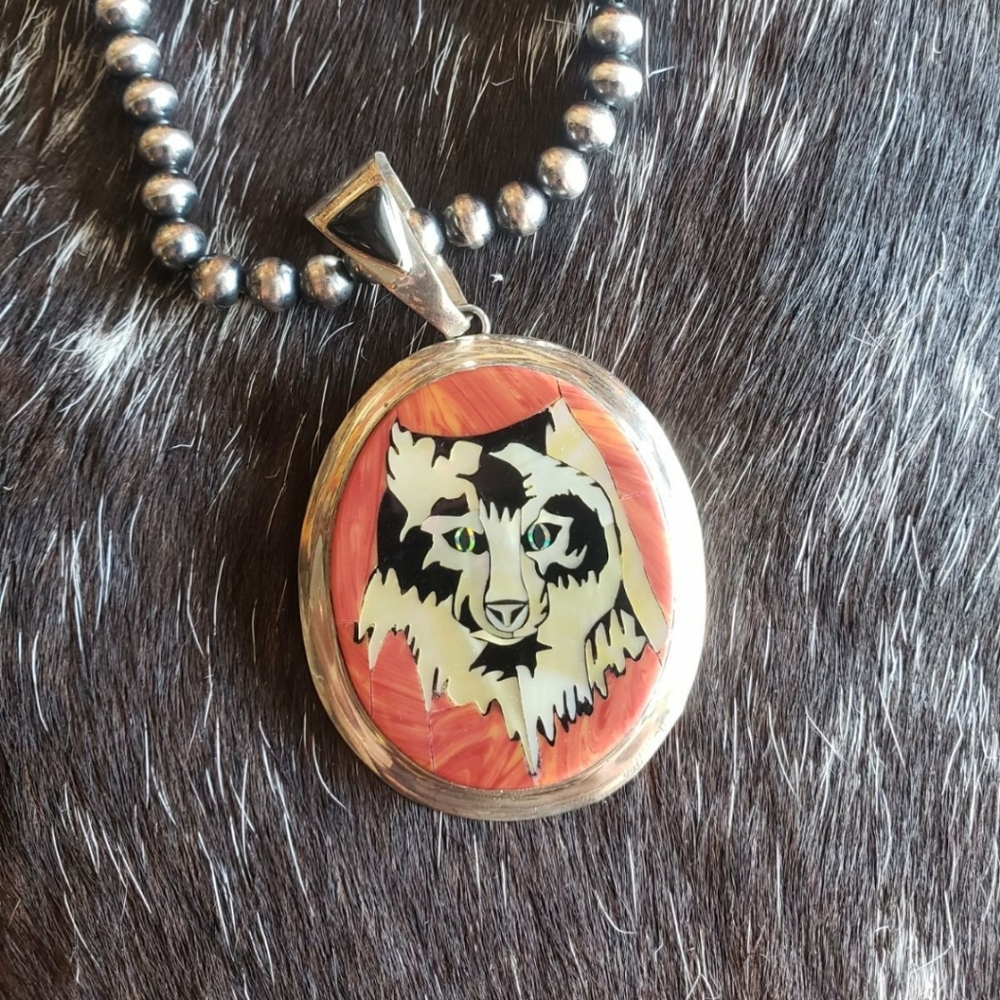 Inlay Sterling Wolf Pendent